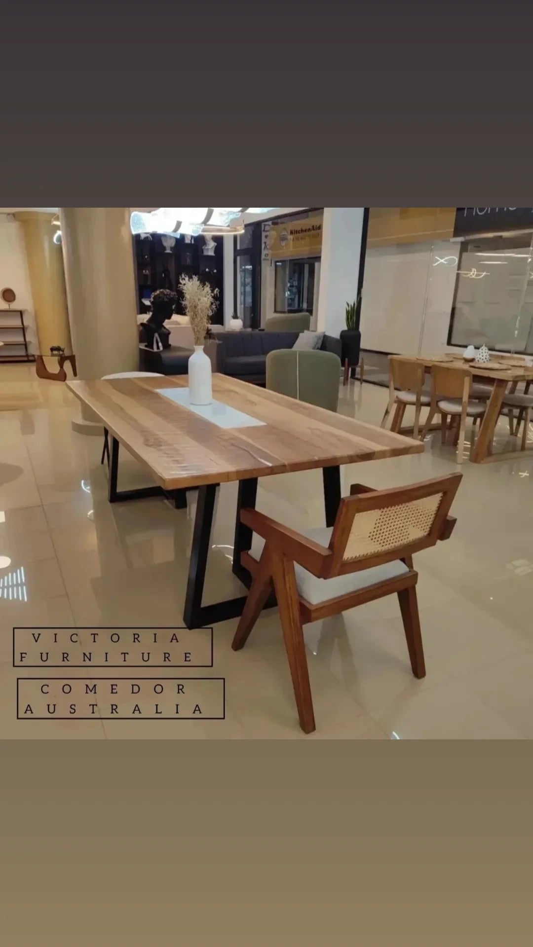 COMEDOR AUSTRALIA