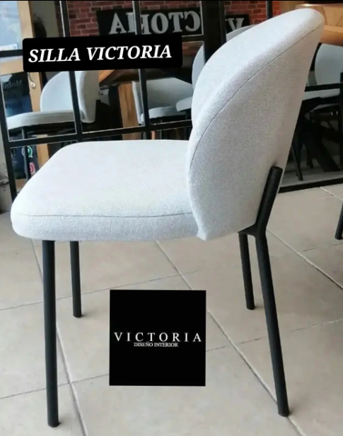 Mesa Madrid y sillas Victoria